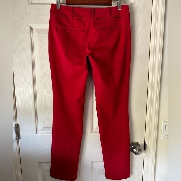 New York & Company 7th Ave Design Studio Ladies Red Size 4 Straight Leg Trouser - Picture 2 of 3